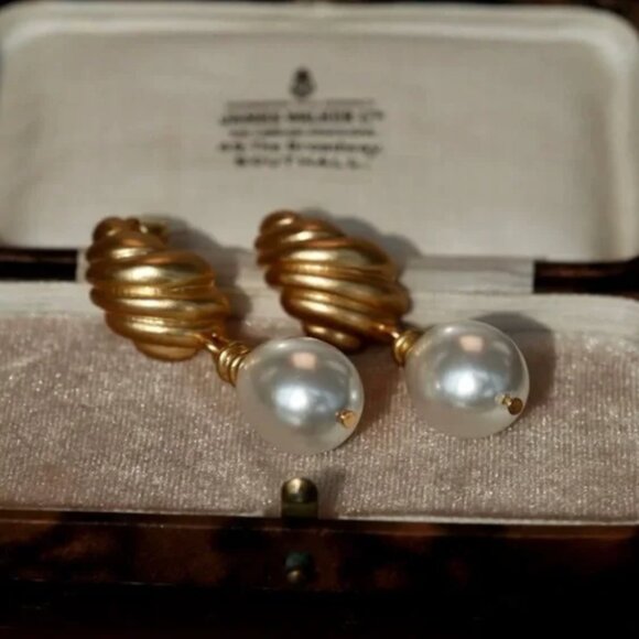 18K Gold Plated Pearl Drop Vintage Earrings - Picture 6 of 6